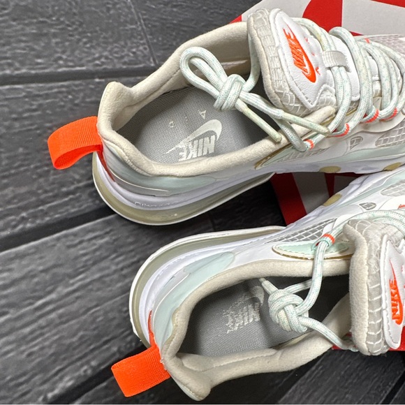 Nike Air Max 270 React Hyper Crimson Teal Tint White US Womens Size 7 CJ0620-100 - Picture 10 of 11